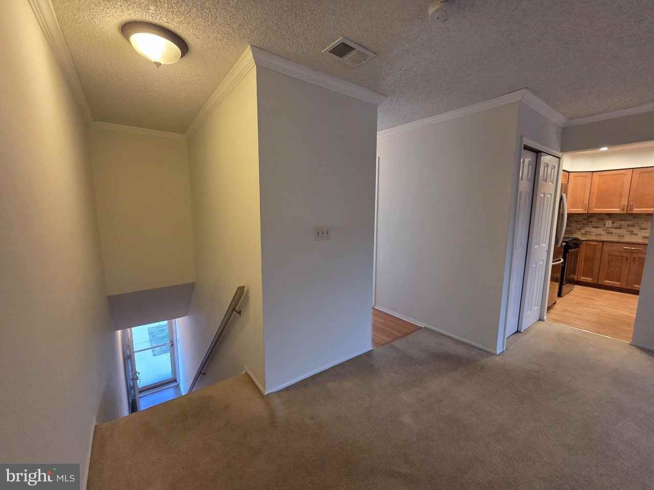 20 Wyndham Pl - Photo 3 of 22