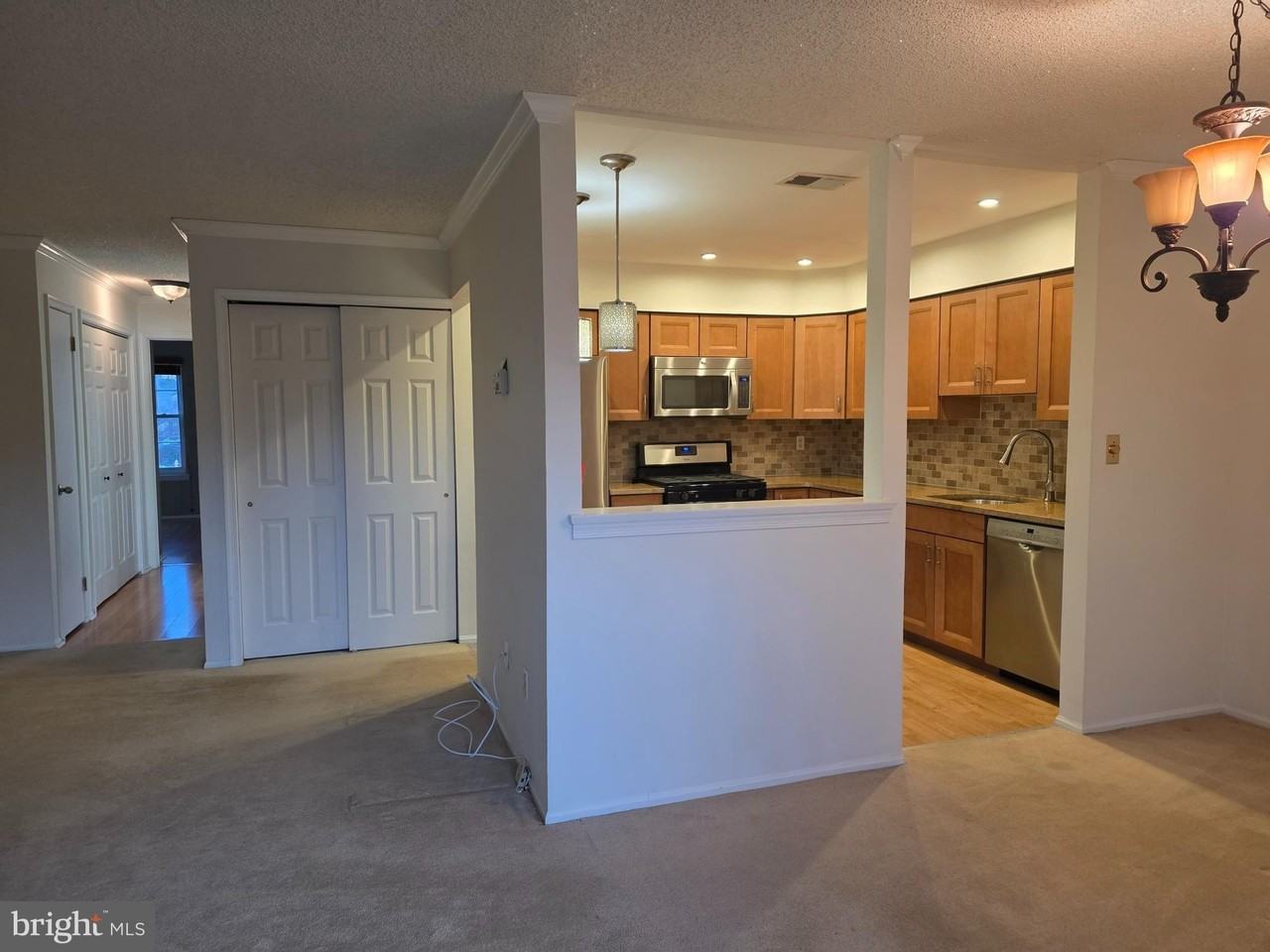 20 Wyndham Pl - Photo 5 of 22