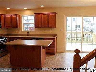 6426 Creekbend Dr - Photo 2 of 20