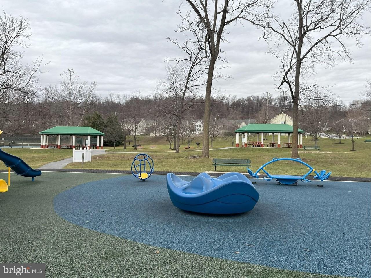 18 Madison Way - Photo 3 of 10