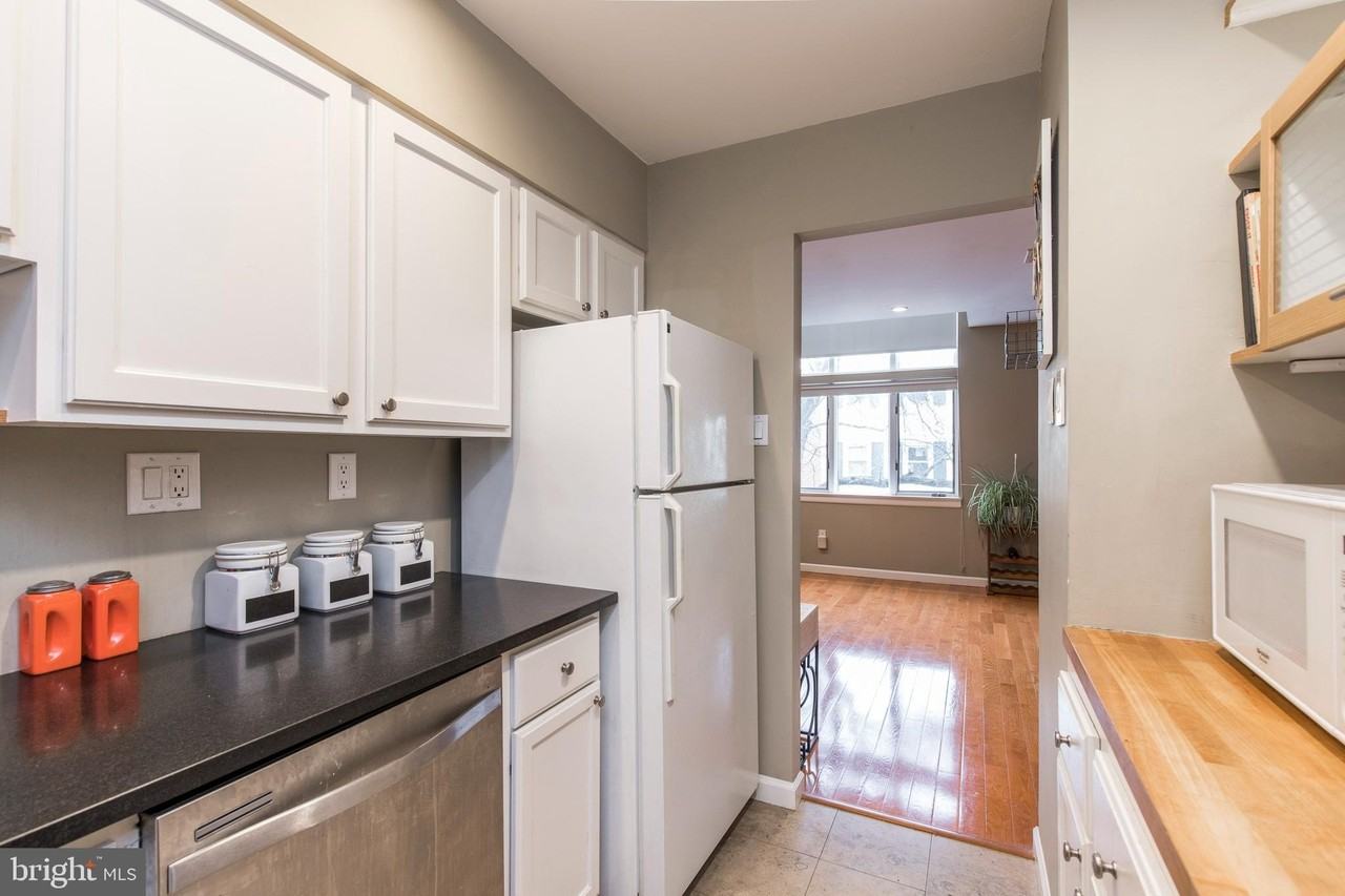 1908 Rodman St Unit 2 #2 - Photo 7 of 23