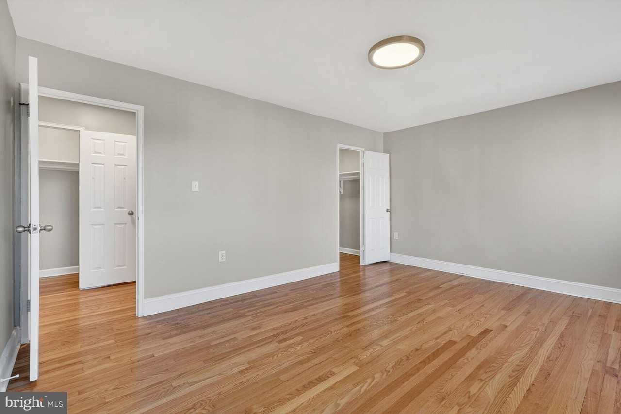 1200 S Arlington Ridge Rd Apt 504 #504 - Photo 7 of 15