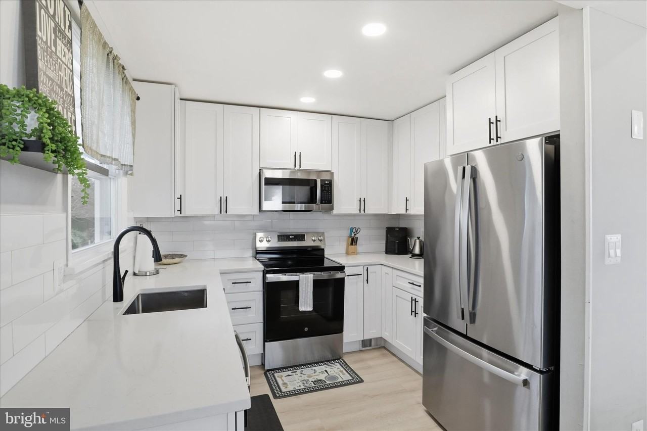 3022 Jonothan Pl - Photo 7 of 28