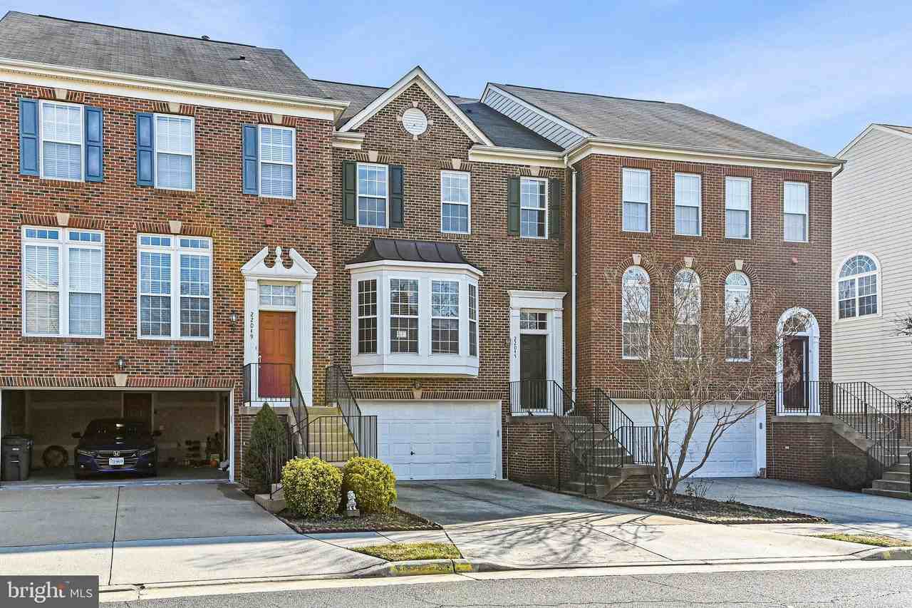 22047 Chelsy Paige Sq - Photo 2 of 43