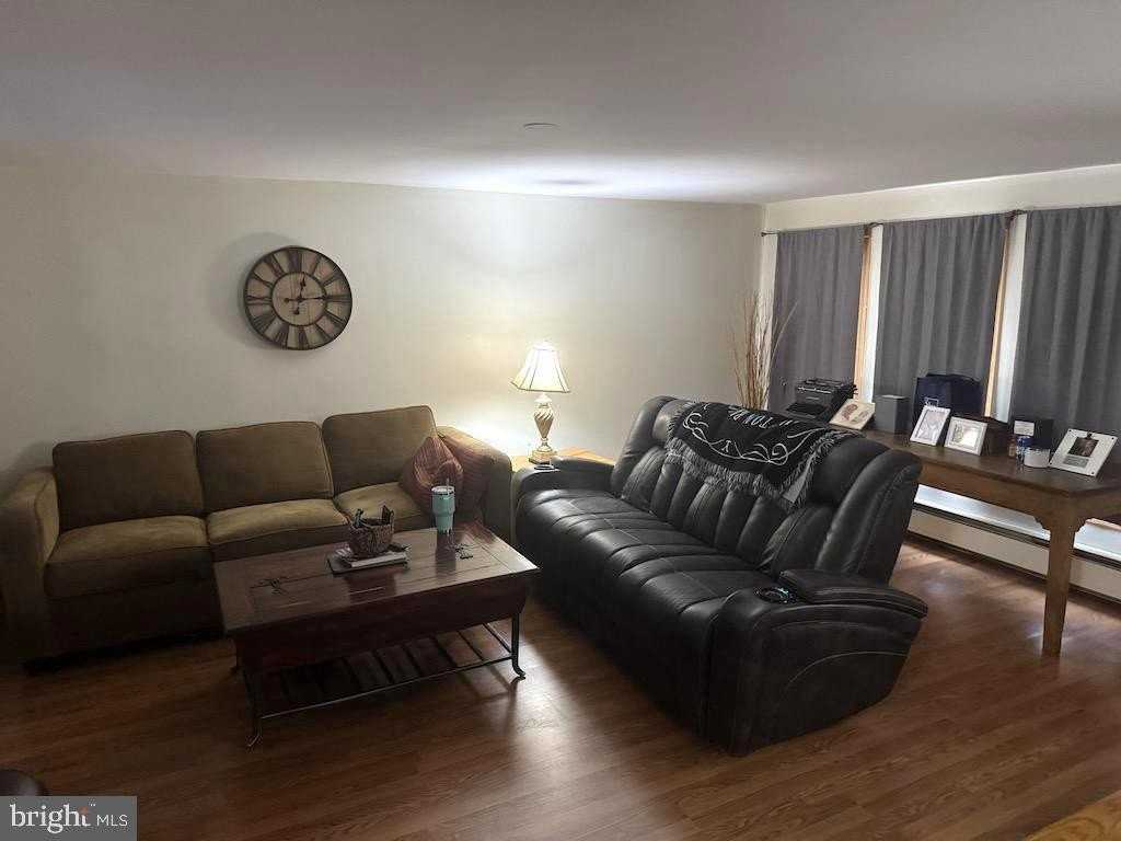 7712 Dublin Dr - Photo 2 of 17