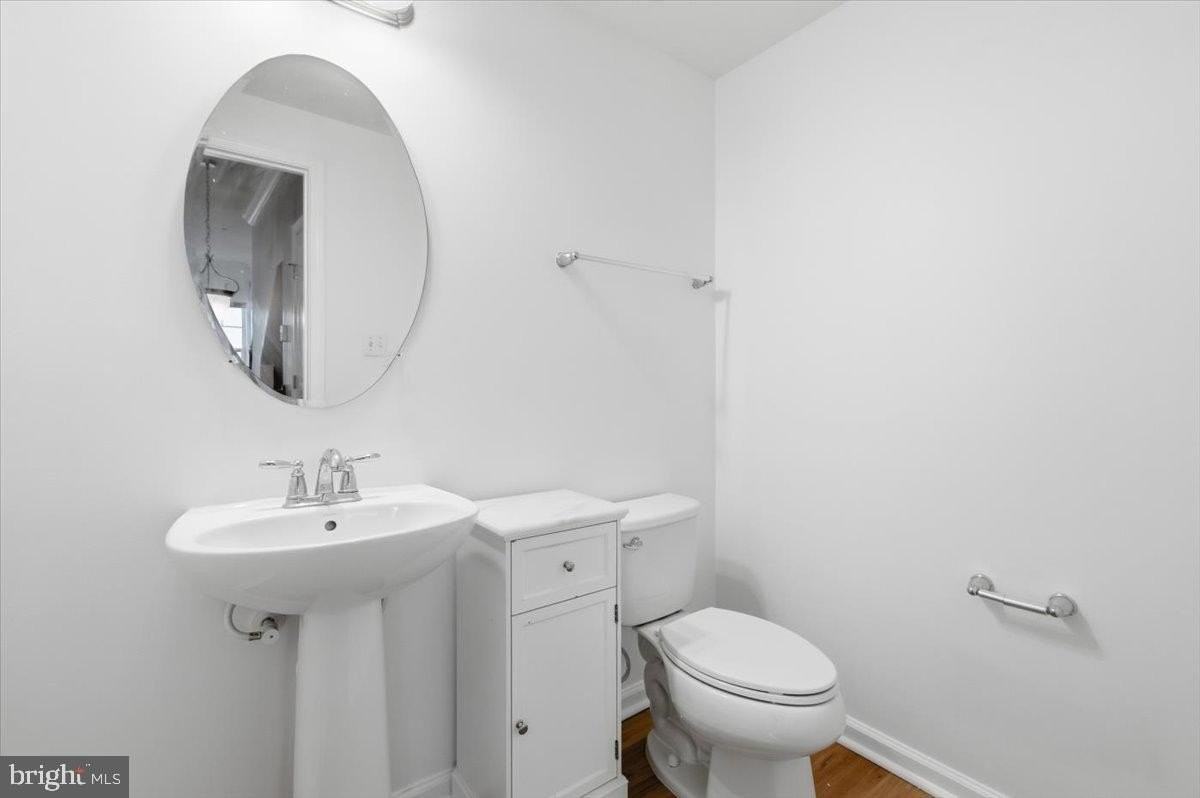 7411 Brunson Cir - Photo 5 of 22