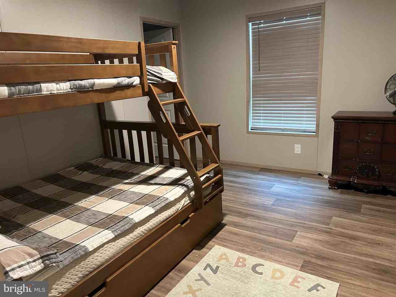 2812 Summit Crossing Rd - Photo 6 of 12