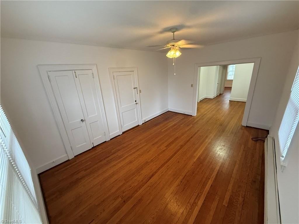 647 Irving St #2 - Photo 4 of 12