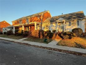 107 Westgate Cir #C - Photo 1 of 1