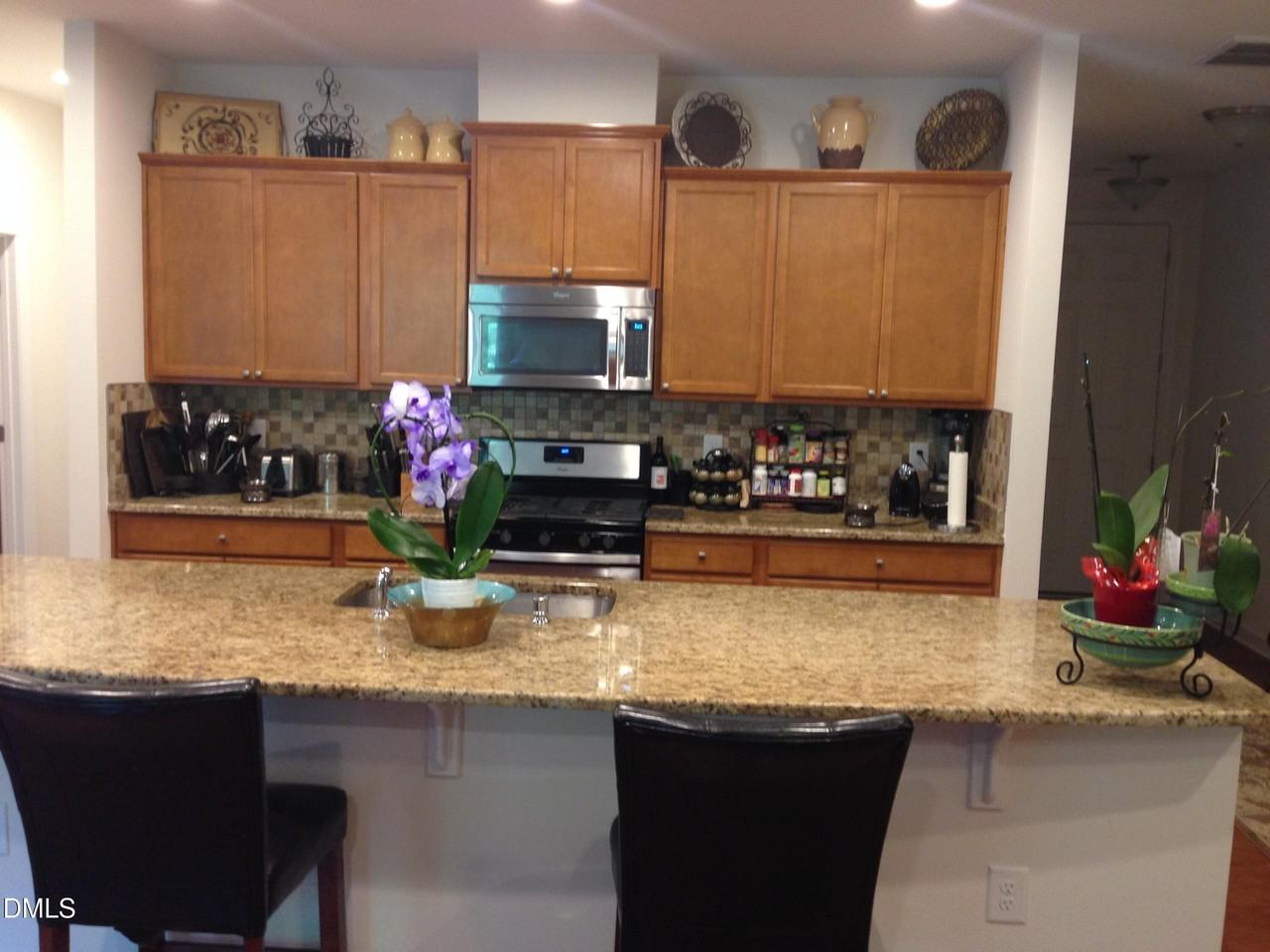 131 Alamosa Pl - Photo 2 of 26