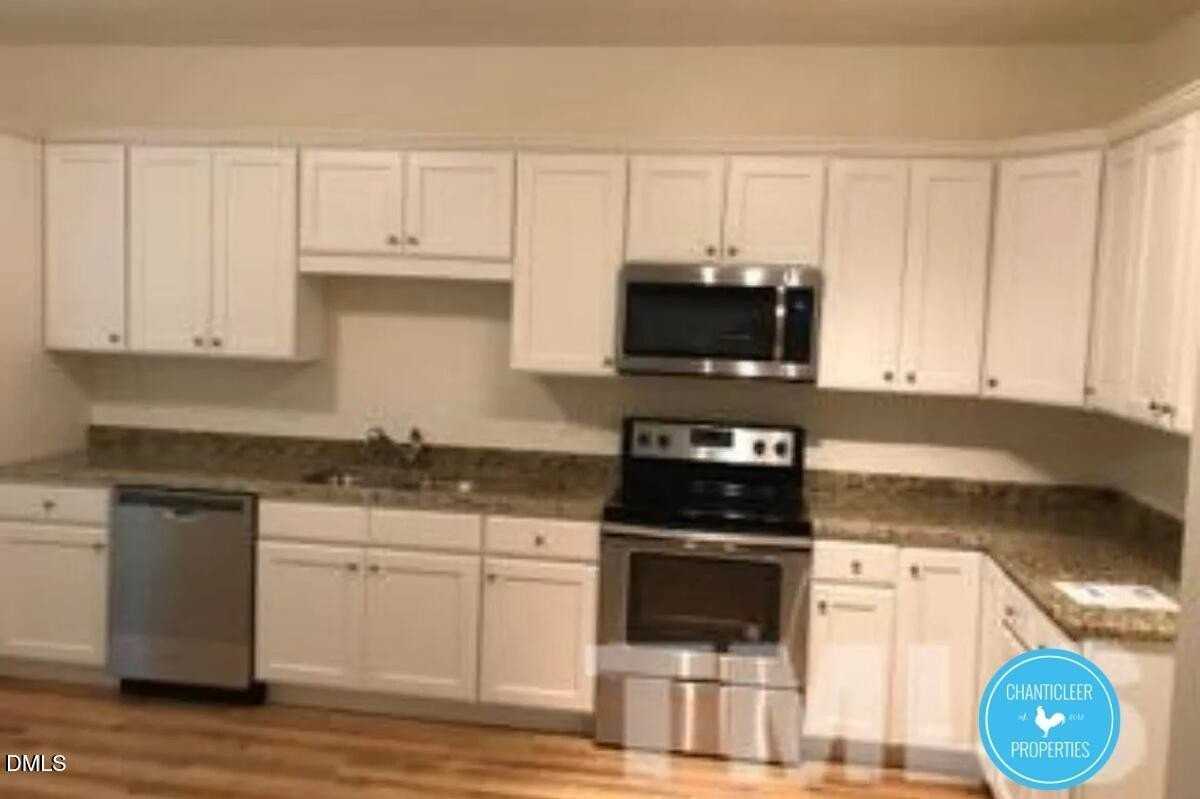 136 Sunnyview Ln - Photo 5 of 7