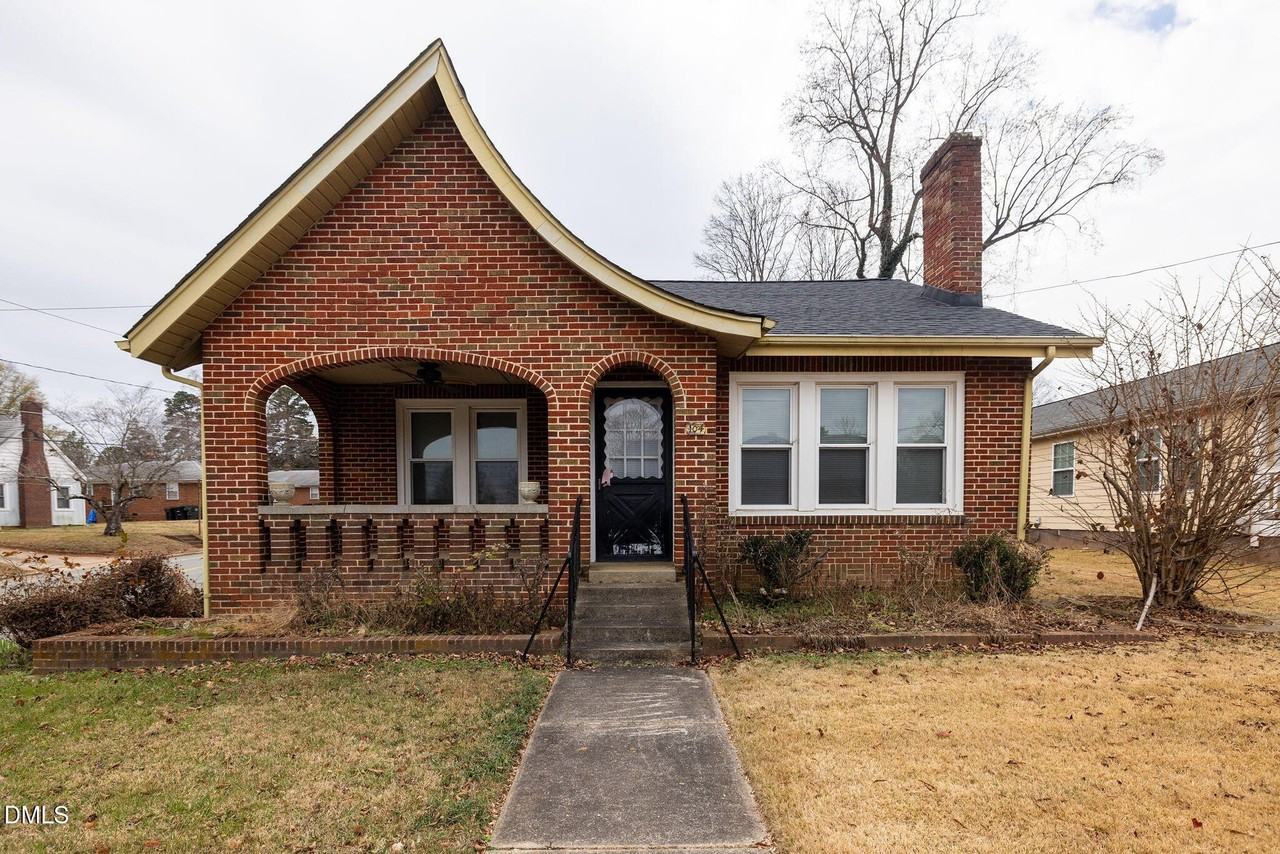 104 Carolina Ave - Photo 2 of 32