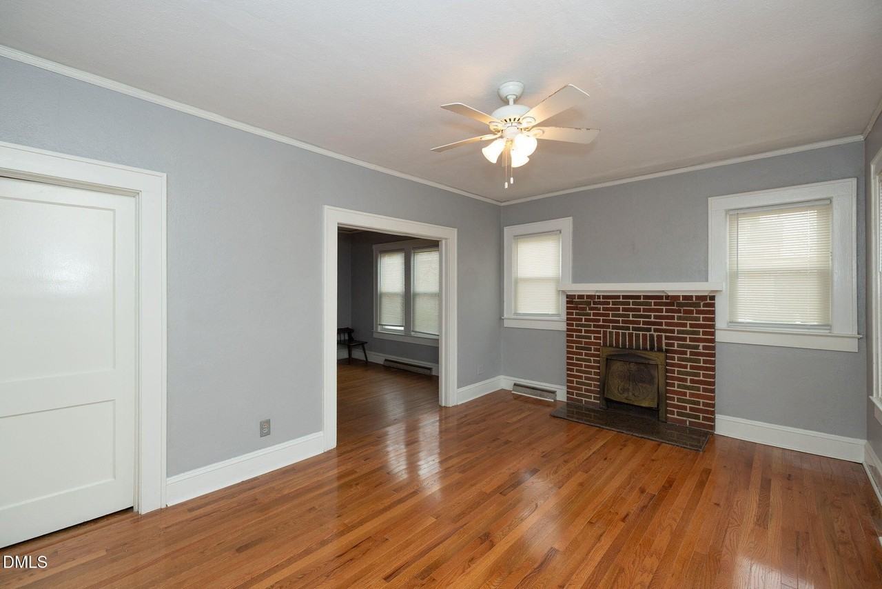 104 Carolina Ave - Photo 6 of 32