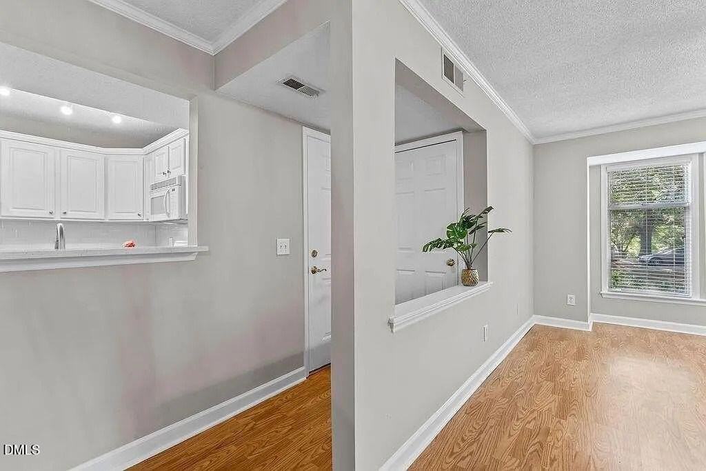 1200 Westview Ln Apt 101 #101 - Photo 2 of 18