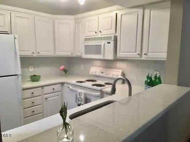 1200 Westview Ln Apt 101 #101 - Photo 6 of 18