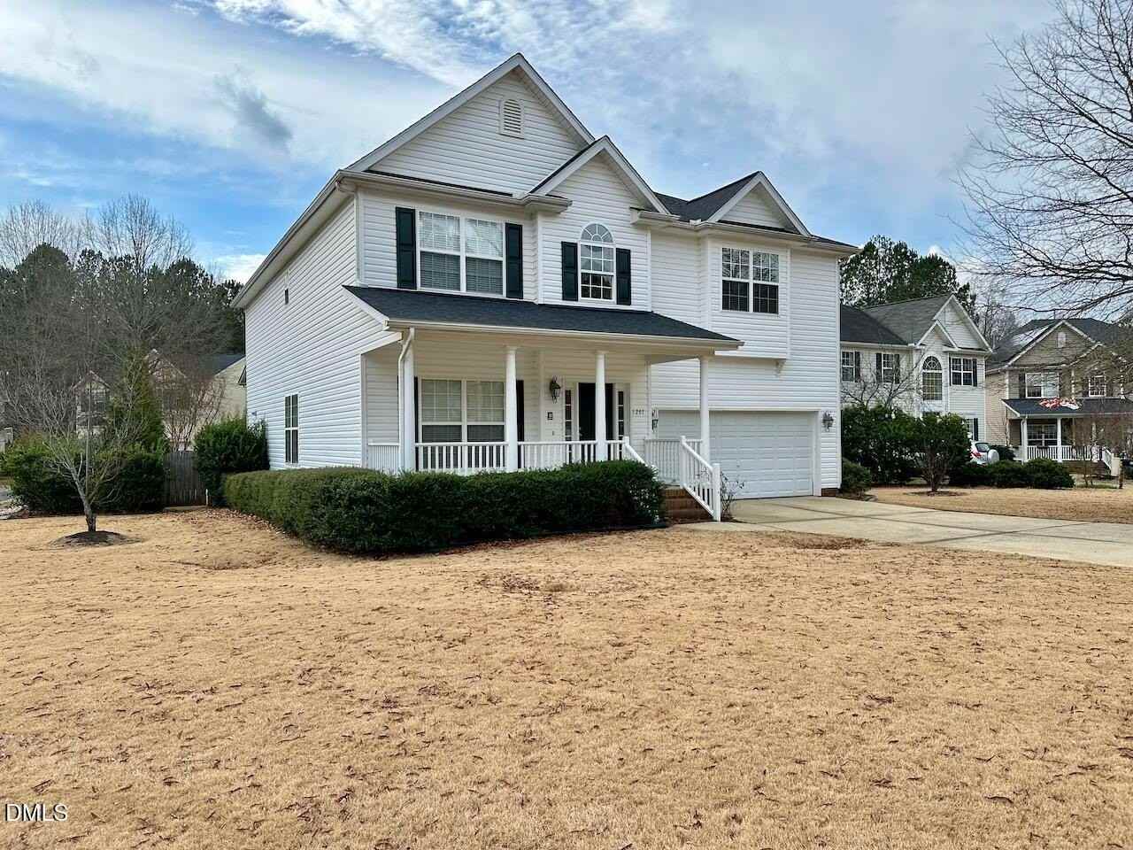 1201 Woodlands Creek Way - Photo 3 of 38