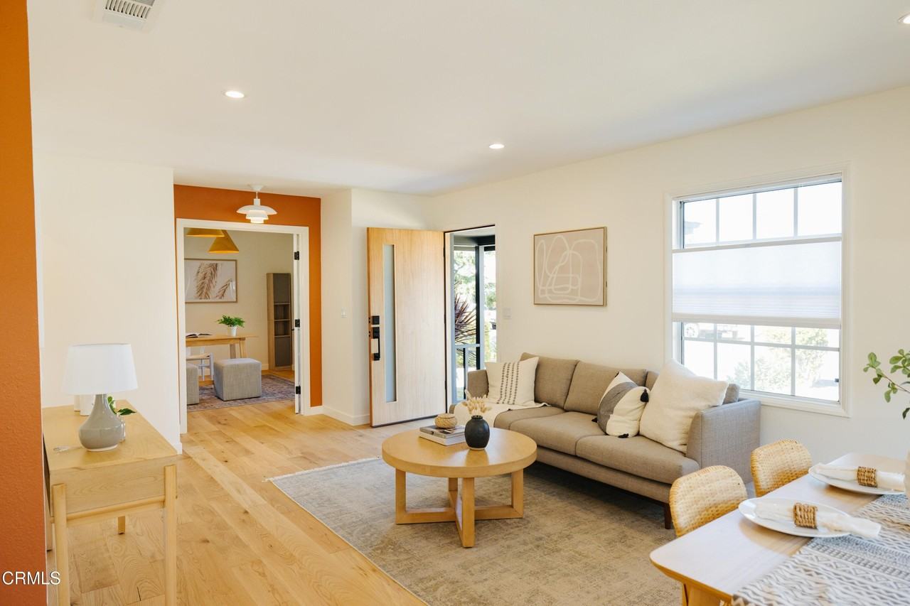 150 Arcade Dr - Photo 4 of 19