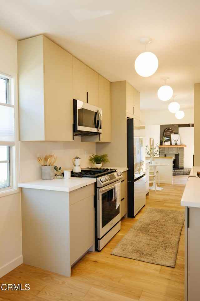 150 Arcade Dr - Photo 7 of 19