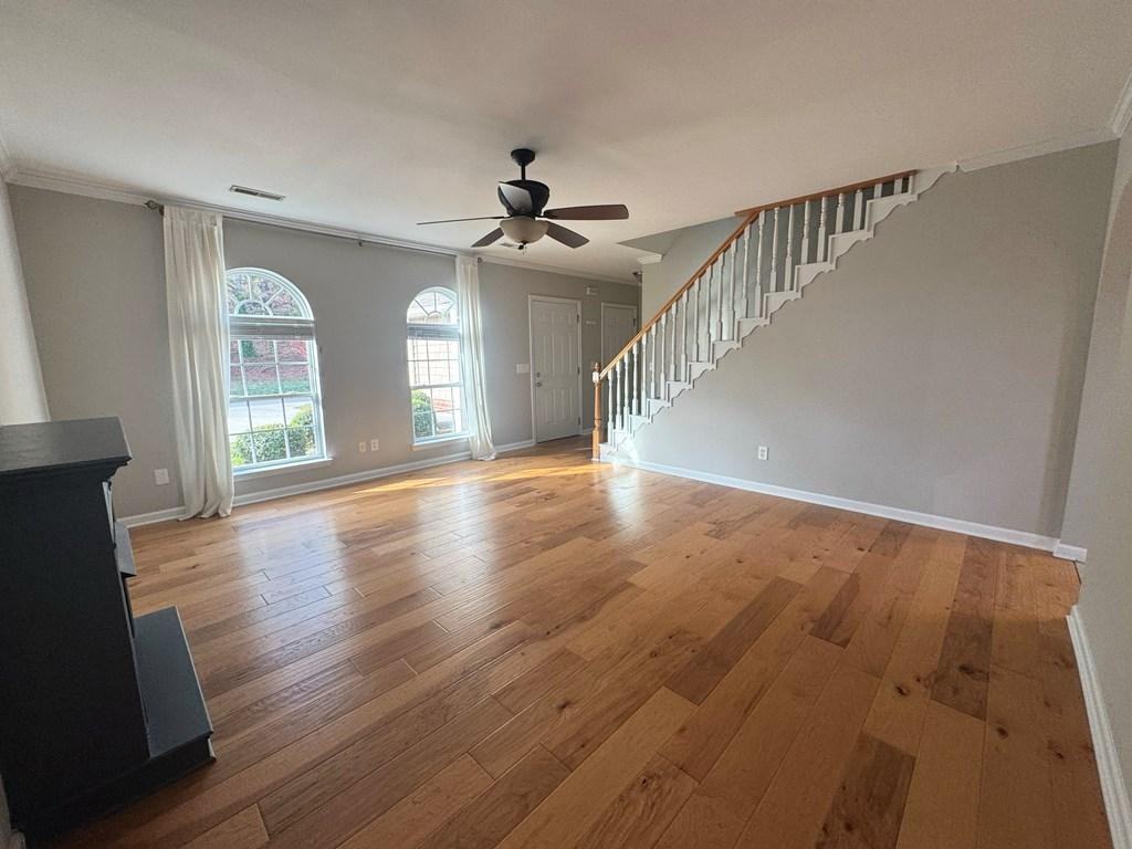 896 E Summit Dr - Photo 2 of 25