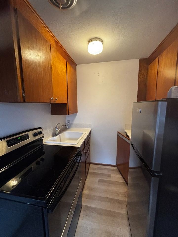 3035 64th Ave Sw #7 - Photo 3 of 22