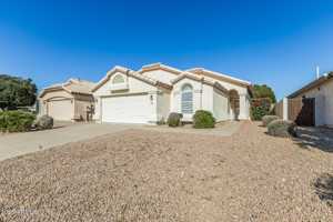 featured image of 9846 W Tonopah Dr
