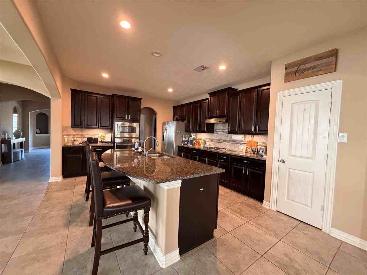 111 Meadow Ridge Way - Photo 5 of 18