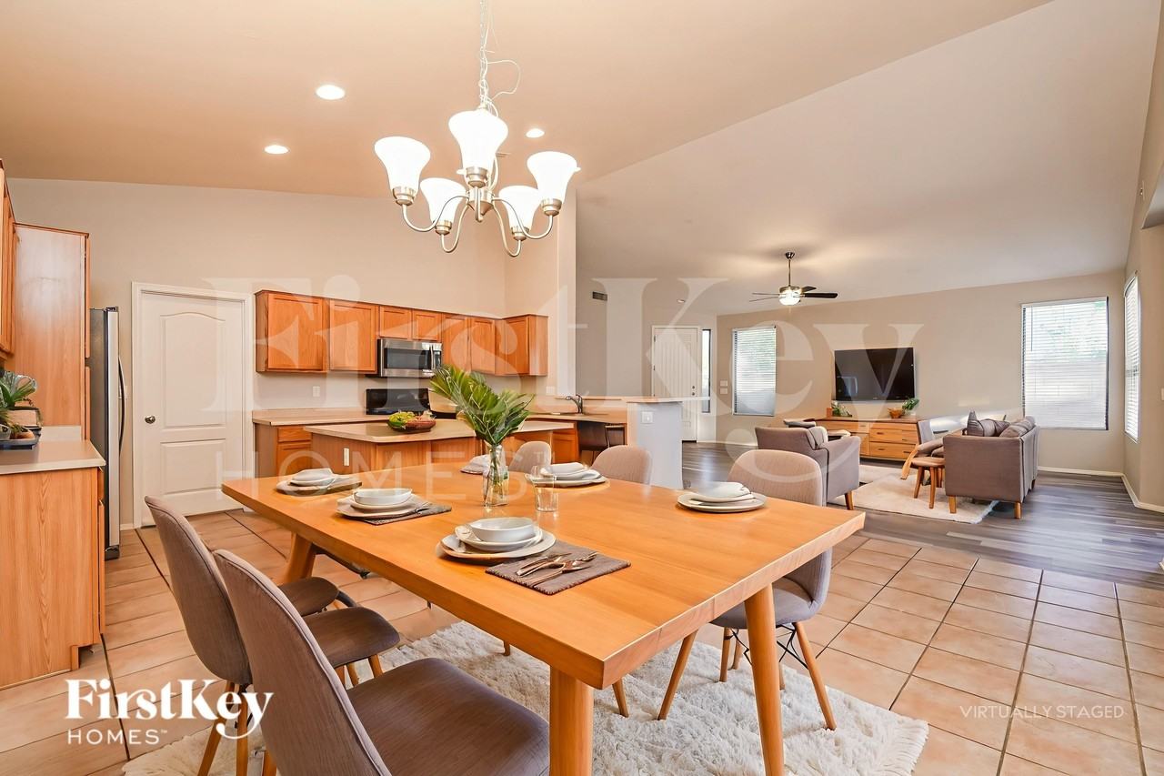 2701 E Hulet Dr - Photo 7 of 19