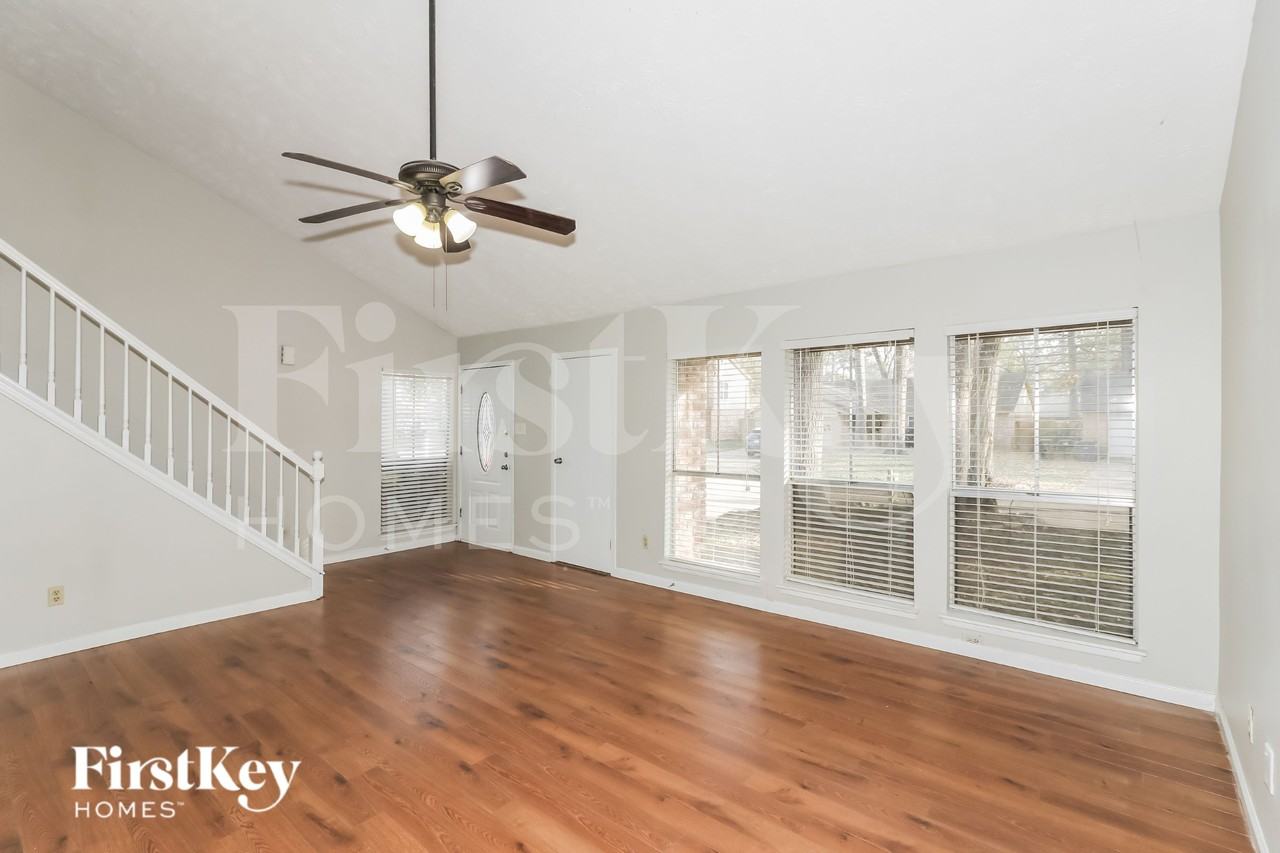 3311 Birch Creek Dr - Photo 2 of 19