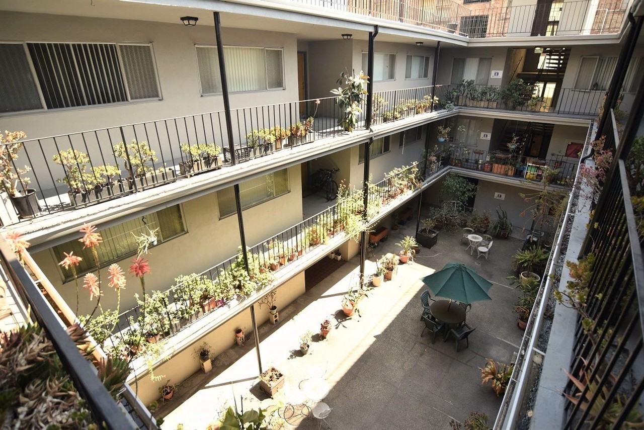 Dor Chez Apartments - Photo 2 of 24