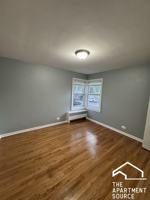 featured image of 6715 N California Ave #1W