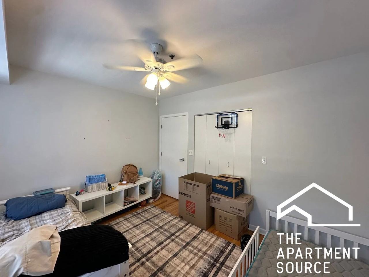 1337 W Fargo Ave #404 - Photo 4 of 7