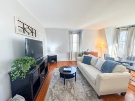featured image of 39 Cypress St #2
