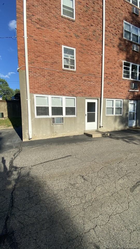 Washington St #10 - Photo 2 of 5