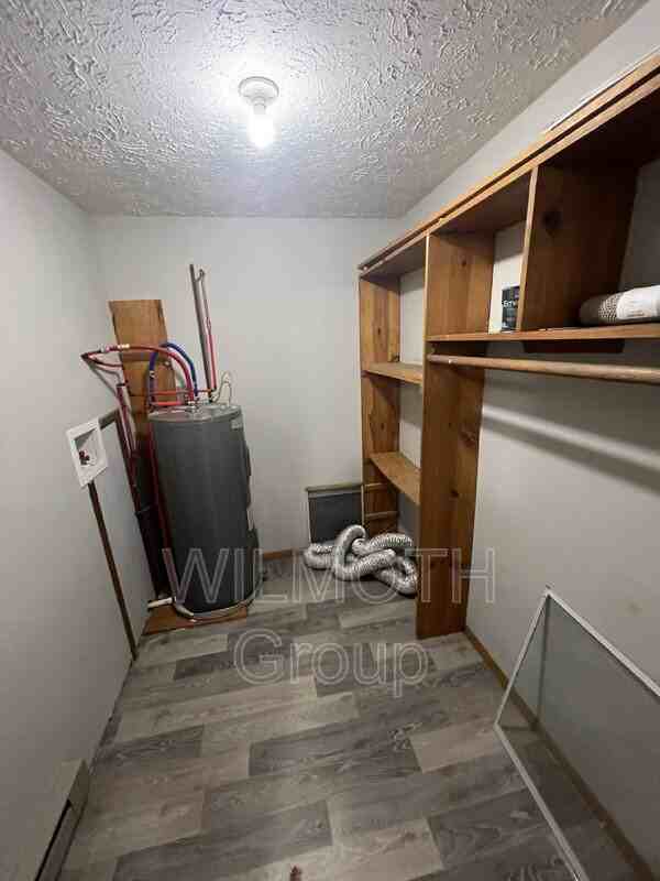 1818 Michigan St #2 - Photo 6 of 11