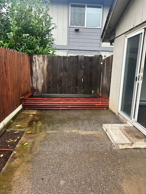 3401 Estreet #2 - Photo 7 of 12