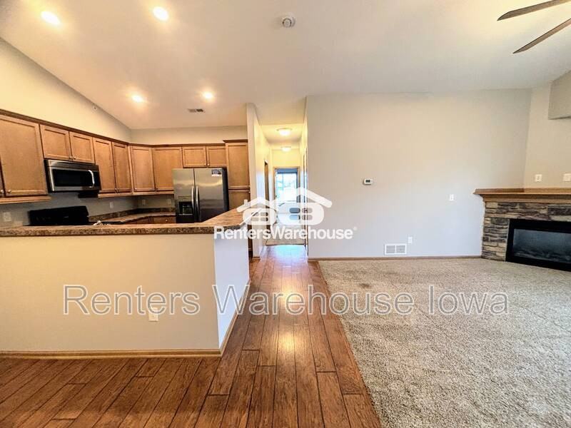 2000 Meadow Ct #203 - Photo 7 of 15