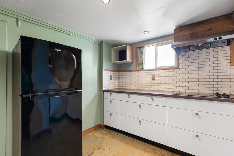 1617 Ne Couch St #2 - Photo 4 of 13