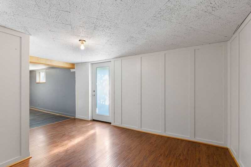 1617 Ne Couch St #2 - Photo 6 of 13