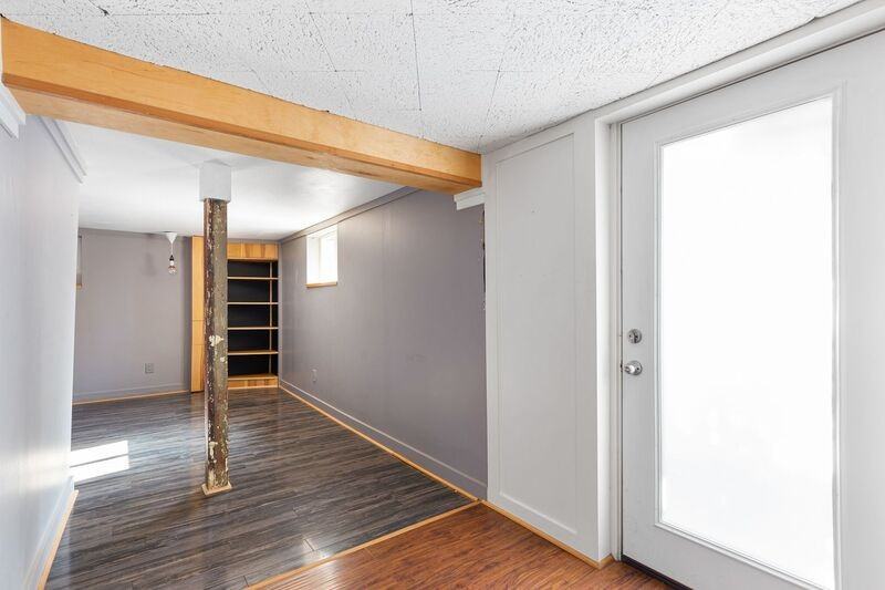 1617 Ne Couch St #2 - Photo 7 of 13