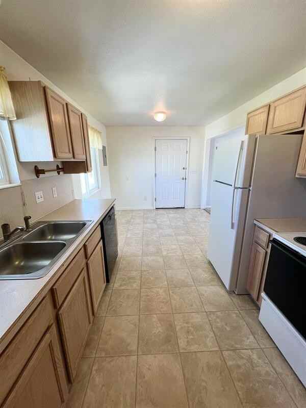 759 Wn #A - Photo 2 of 11