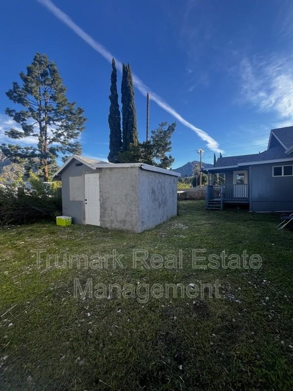 8409 Wentworth St - Photo 6 of 20