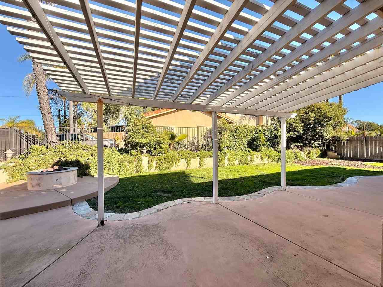 1606 S Tulip St - Photo 2 of 6