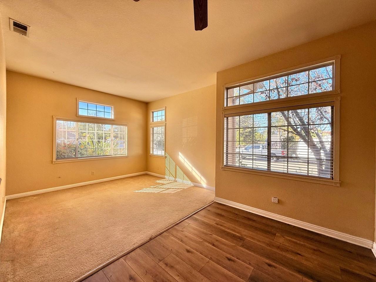 1606 S Tulip St - Photo 3 of 6