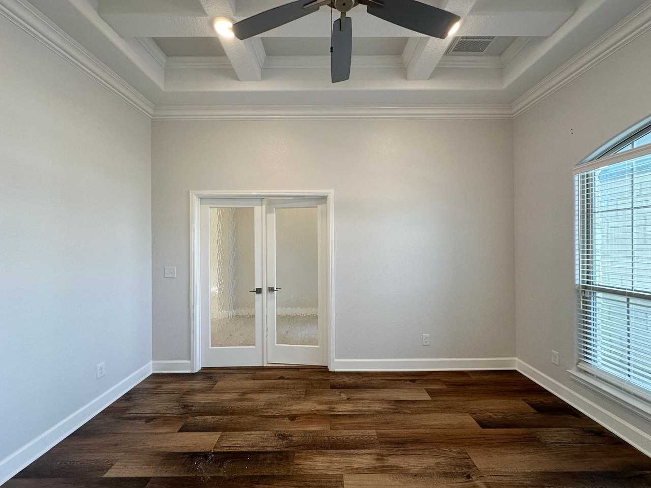 3608 Dodge City Dr - Photo 4 of 39