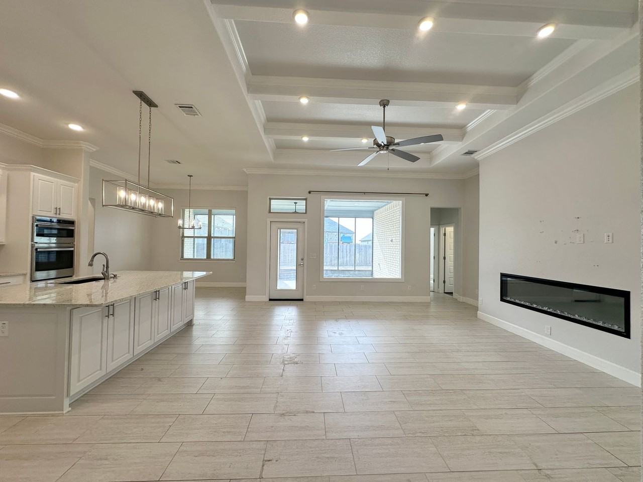 3608 Dodge City Dr - Photo 5 of 39