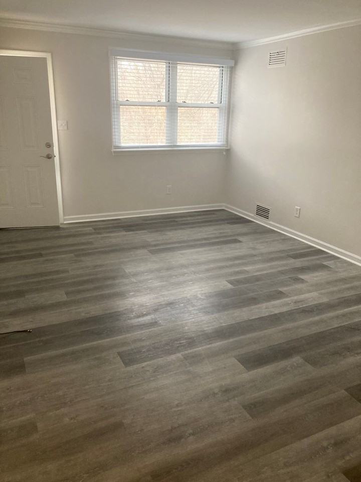 520 N Tremont Dr - Photo 4 of 7