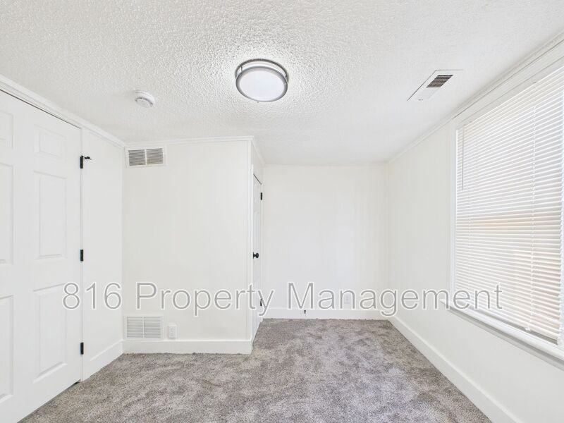 1827 E 81st St - Photo 3 of 20