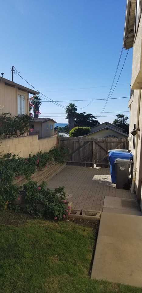 2400 Juniper Ave - Photo 4 of 39