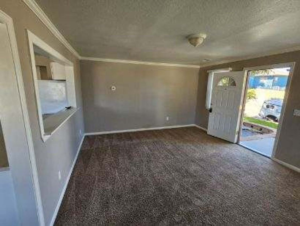 601 S Jackson St - Photo 6 of 11