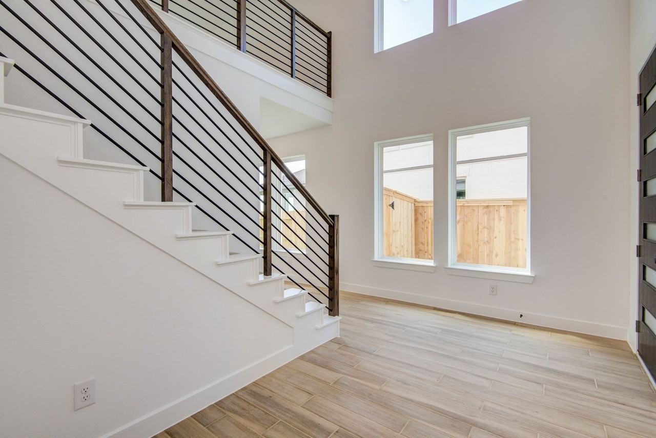 21803 Fitzroy Manor Ln - Photo 6 of 50